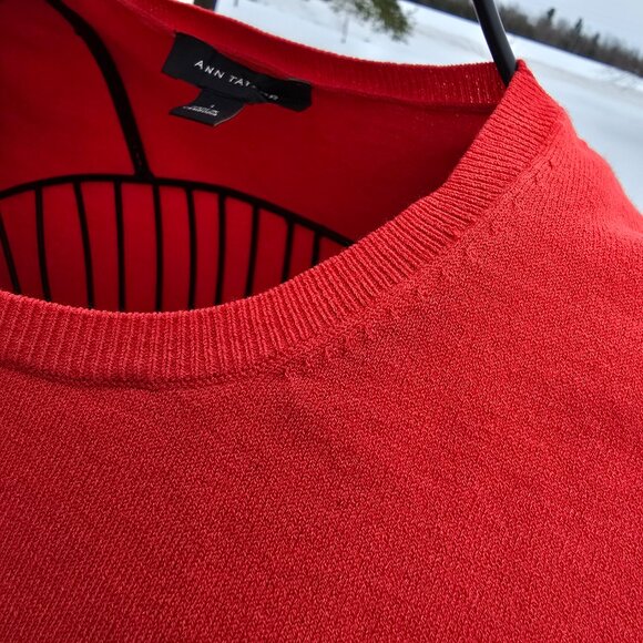Ann Taylor Red sweater, size L, VGUC - Picture 4 of 7